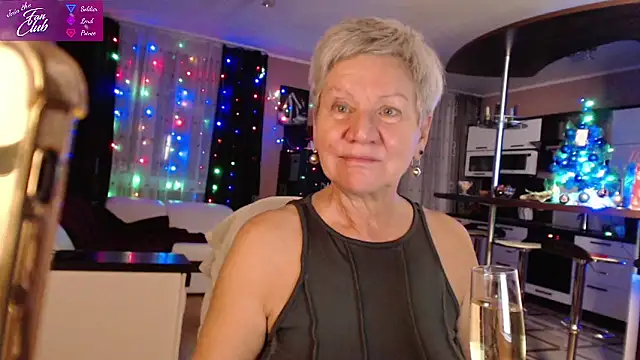 roxana brooks online show from December 31, 9:17 pm
