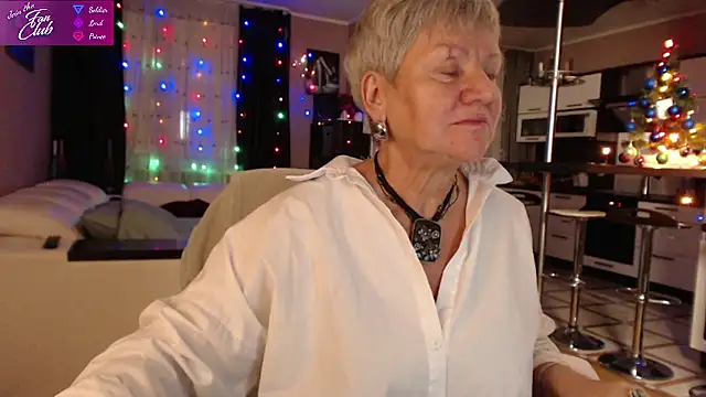 roxana brooks online show from January 1, 3:03 pm
