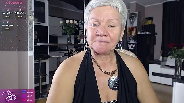 Snapshot of roxana_brooks chatting on October 2, 6:04 pm roxana brooks online show from October 2, 6:04 pm