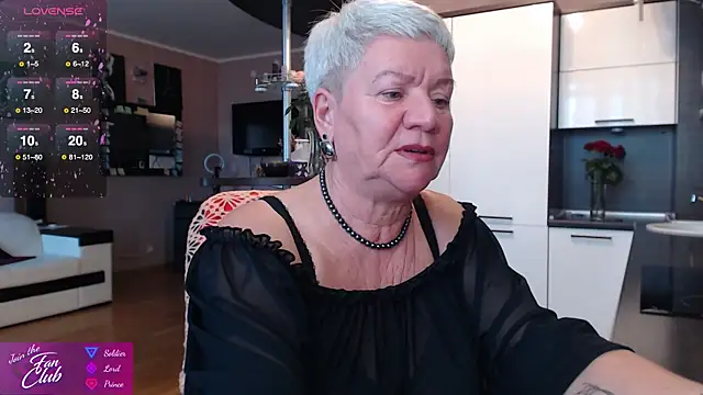 Snapshot of roxana_brooks chatting on October 7, 2:36 pm roxana brooks online show from October 7, 2:36 pm