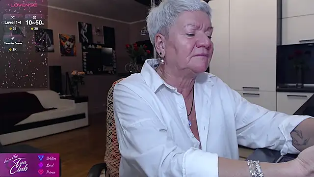 Snapshot of roxana_brooks chatting on October 8, 5:54 pm roxana brooks online show from October 8, 5:54 pm