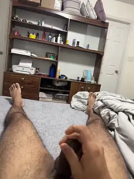 Snapshot of brownboylonghairy chatting on February 7, 7:50 am brownboylonghairy online show from February 7, 7:50 am