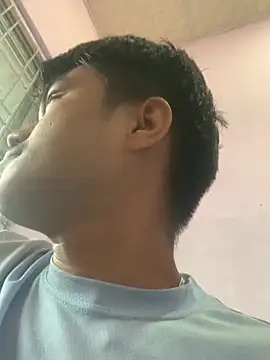 Hullax online show from October 30, 2:46 am