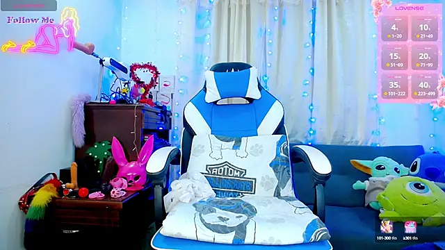 Snapshot of Aleexx___ chatting on September 27, 11:59 am Aleexx online show from September 27, 11:59 am