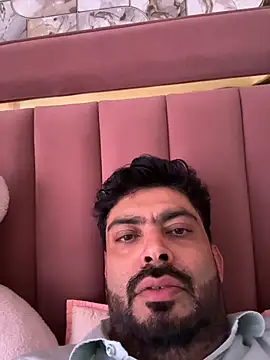 Snapshot of hot_rajat chatting on June 1, 12:40 pm hot rajat online show from June 1, 12:40 pm