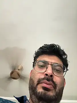 Snapshot of hot_rajat chatting on June 3, 12:41 pm hot rajat online show from June 3, 12:41 pm