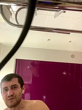 Snapshot of SexSanich chatting on December 14, 9:14 am SexSanich online show from December 14, 9:14 am