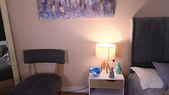 MiaFranklyn online show from February 11, 1:31 am
