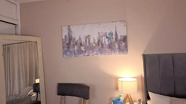 MiaFranklyn online show from September 12, 3:12 pm