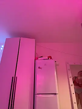 OdriOlsens online show from December 14, 6:08 am