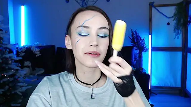 Wildorchid  online show from January 5, 5:30 am