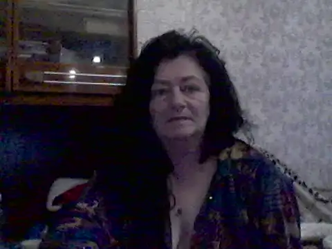 GypsiQueen2 online show from February 4, 2:32 pm