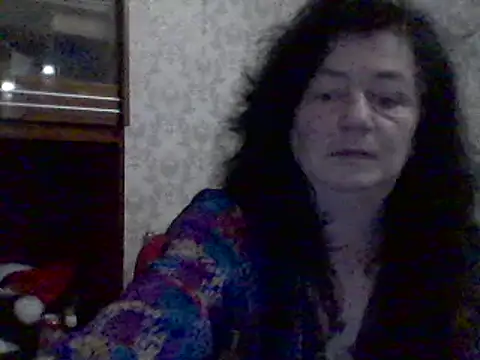 GypsiQueen2 online show from February 5, 6:04 pm
