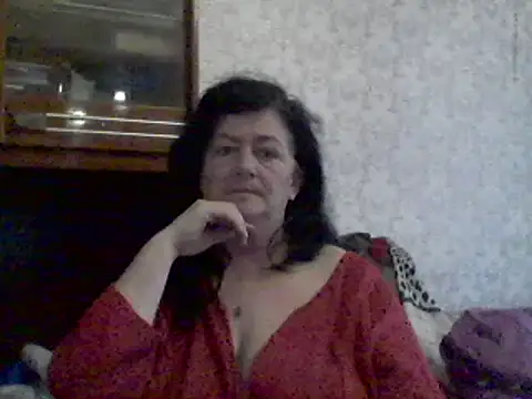 GypsiQueen2 online show from February 10, 2:37 pm