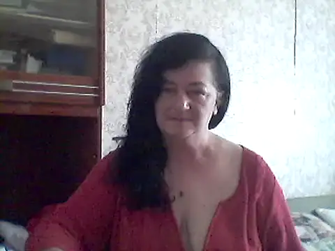 GypsiQueen2 online show from February 12, 9:20 am