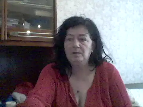 GypsiQueen2 online show from February 15, 8:44 am