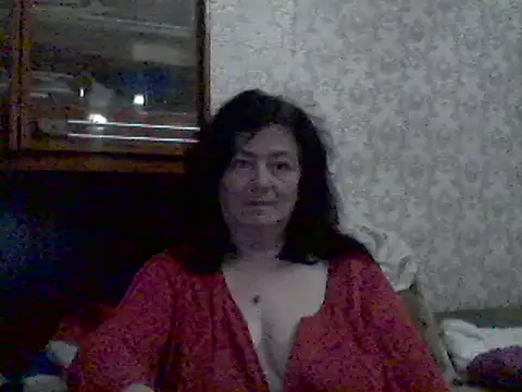 GypsiQueen2 online show from February 15, 7:39 pm