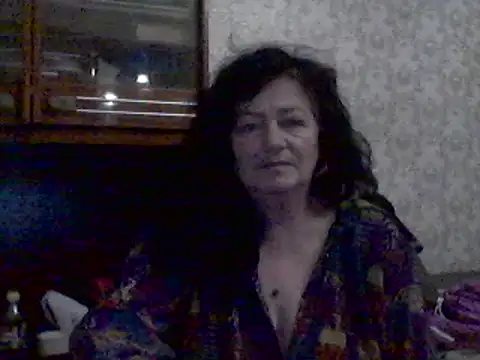 GypsiQueen2 online show from February 19, 4:55 pm