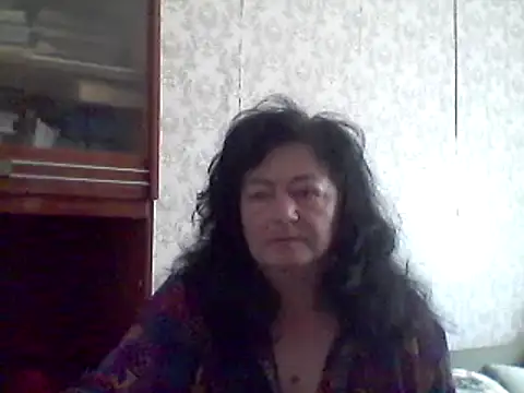 GypsiQueen2 online show from February 25, 10:37 am
