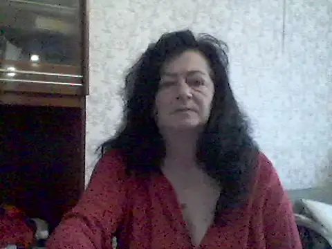 GypsiQueen2 online show from March 1, 8:34 am