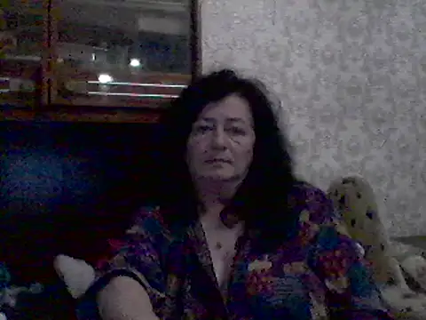 GypsiQueen2 online show from March 3, 6:55 pm