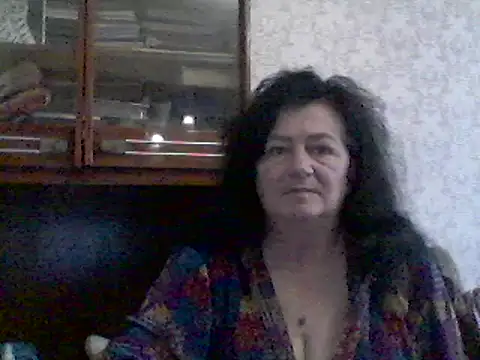 GypsiQueen2 online show from March 4, 12:12 pm