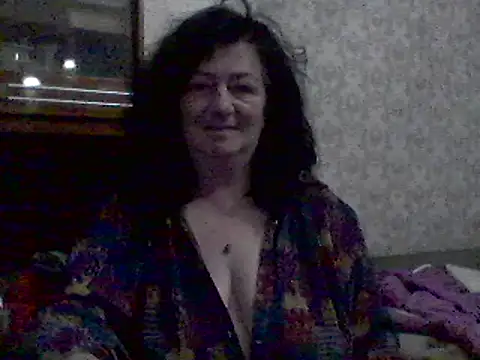 GypsiQueen2 online show from March 16, 8:21 pm