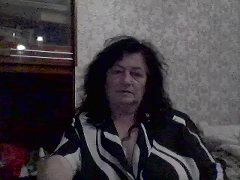 GypsiQueen2 online show from March 17, 8:09 pm