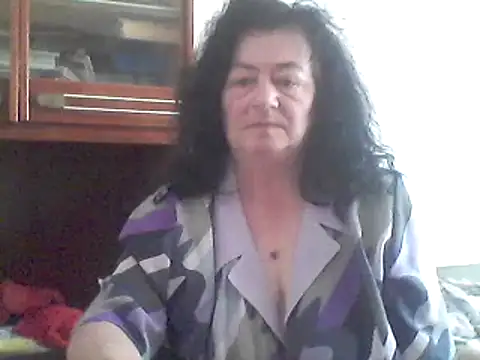 GypsiQueen2 online show from March 20, 9:15 am