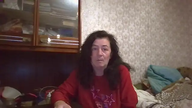 Snapshot of GypsiQueen2 chatting on October 17, 5:59 pm GypsiQueen2 online show from October 17, 5:59 pm