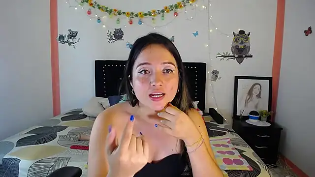 naughty girl 4u online show from December 2, 8:55 pm