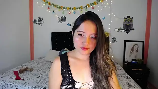 naughty girl 4u online show from December 20, 6:45 pm