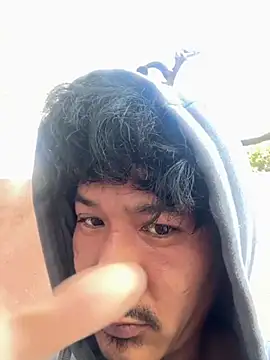 juniiorre online show from September 15, 8:03 am