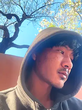 juniiorre online show from September 29, 10:31 am