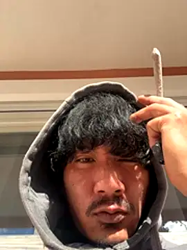 juniiorre online show from October 23, 10:47 am