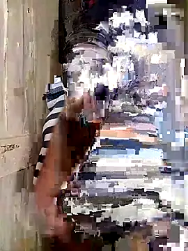 Snapshot of Aaaliyah445 chatting on October 5, 5:11 pm Aaaliyah445 online show from October 5, 5:11 pm