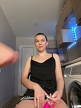 Sexycikass online show from December 28, 10:34 pm