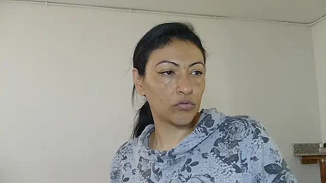 ErikaRika online show from December 19, 5:08 pm
