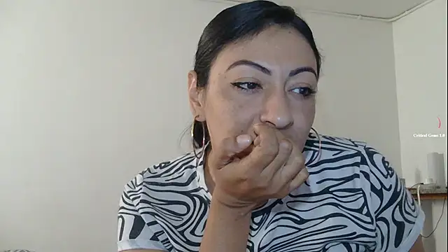 ErikaRika online show from December 23, 8:03 pm
