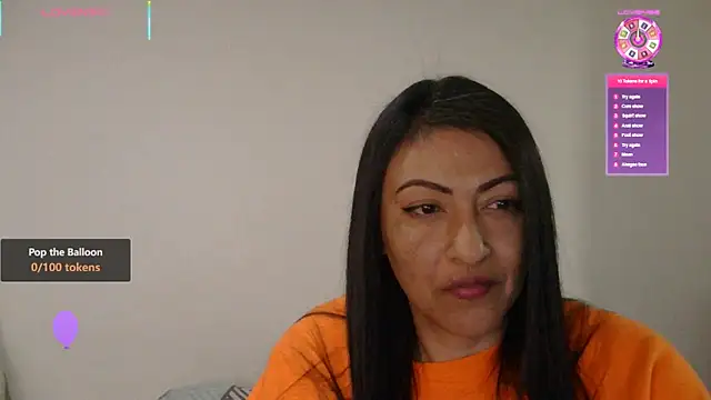 ErikaRika online show from January 21, 5:49 am