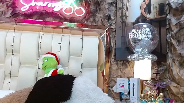 sharoon cheerry online show from December 7, 7:21 pm