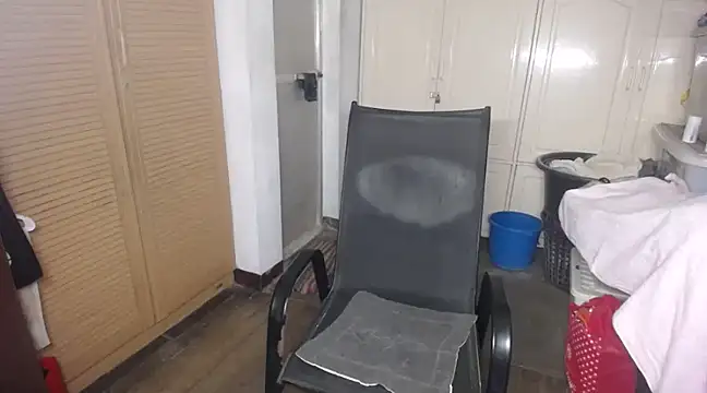 Snapshot of Chubbylicious_89 chatting on February 8, 7:49 pm Chubbylicious 89 online show from February 8, 7:49 pm