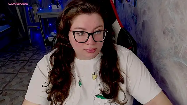 Snapshot of alexa_sweetyy chatting on February 13, 5:36 am alexa sweetyy online show from February 13, 5:36 am