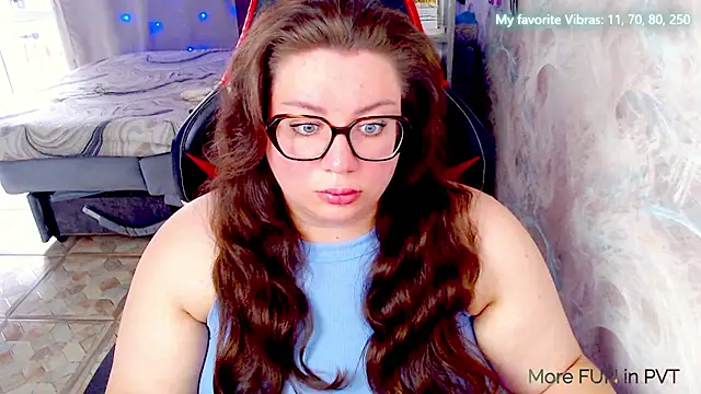 Snapshot of alexa_sweetyy chatting on June 25, 11:04 am alexa sweetyy online show from June 25, 11:04 am
