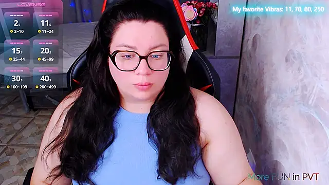Snapshot of alexa_sweetyy chatting on July 11, 6:43 pm alexa sweetyy online show from July 11, 6:43 pm