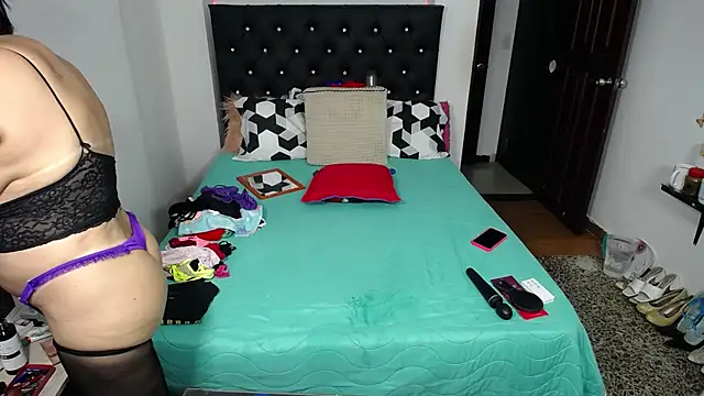 Snapshot of mature_bigboobs10 chatting on December 14, 3:56 am mature bigboobs10 online show from December 14, 3:56 am