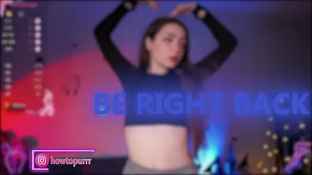 Snapshot of How2Meow chatting on February 6, 5:30 pm How2Meow online show from February 6, 5:30 pm