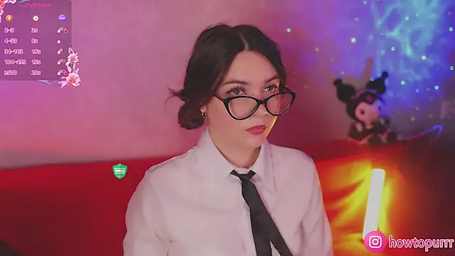 Snapshot of How2Meow chatting on October 10, 5:01 pm How2Meow online show from October 10, 5:01 pm