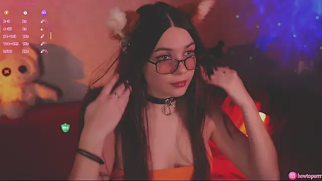 Snapshot of How2Meow chatting on October 23, 5:01 pm How2Meow online show from October 23, 5:01 pm