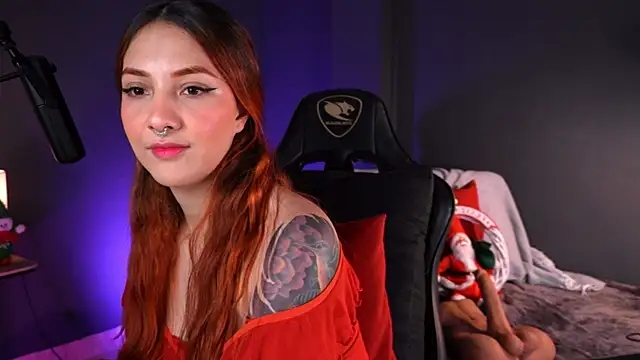 Snapshot of RedJasmine_ chatting on November 21, 10:19 pm RedJasmine online show from November 21, 10:19 pm